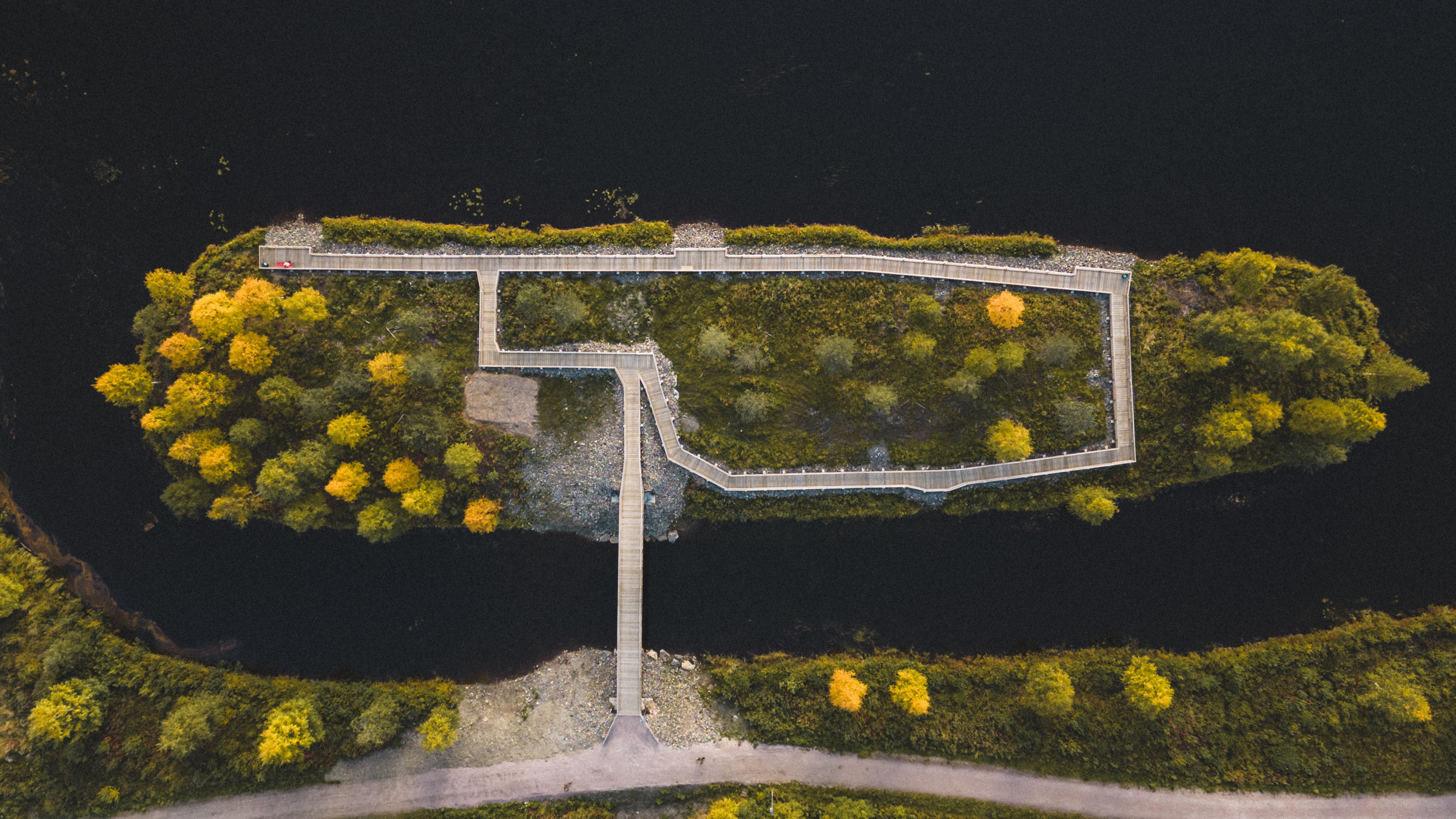 Esteetön kalastuspaikka