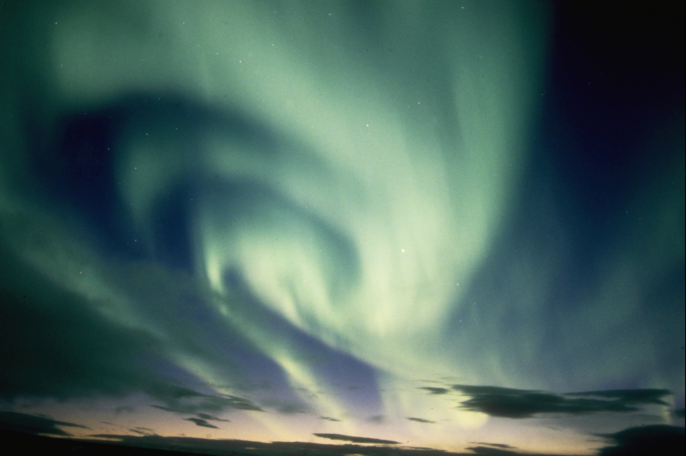 Revontulia, kuva: Jyrki Manninen