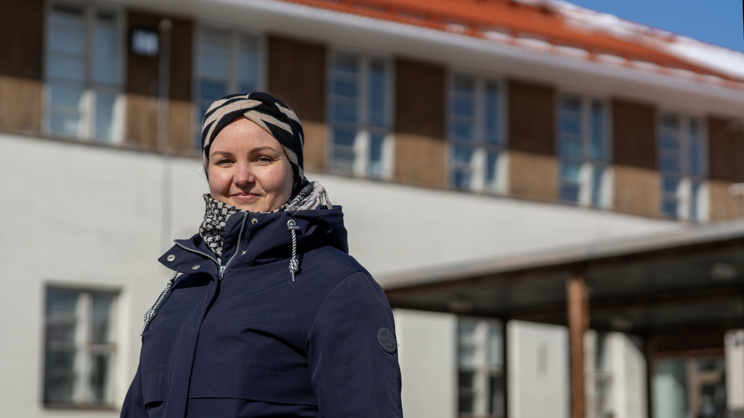 Projektipäällikkö Heli Illikainen Kitisenrannan koululla